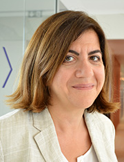 Portrait de Maya Bacache