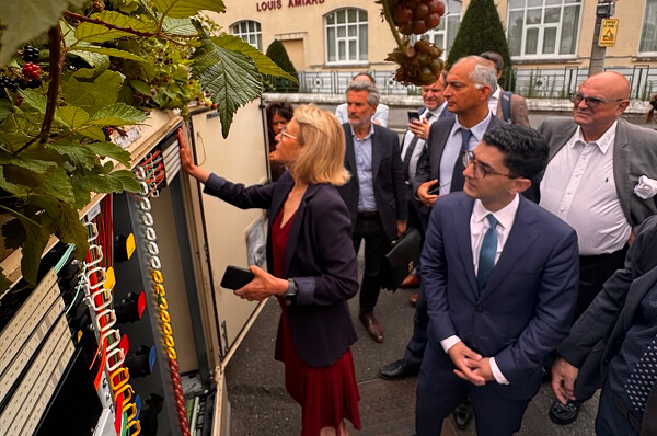 Un point de mutualisation de la commune de Neuilly-sur-Marne, équipé d’une serrure connectée.